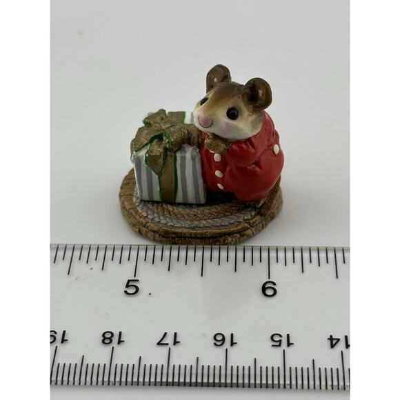 Wee Forest Folk "Merry Chris-Mouse" M-091 White Gold Present AP 1981 - Picture 7 of 7